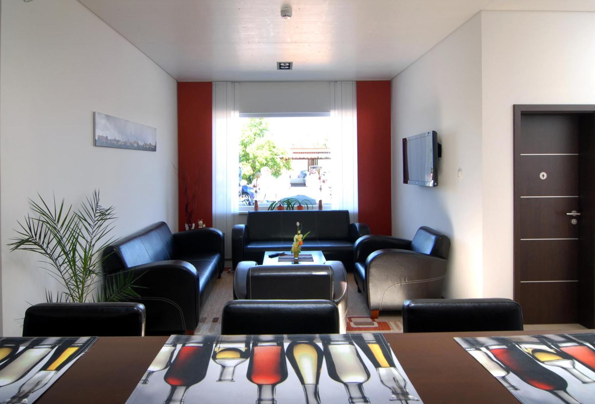 Hotel Frankenhoehe Aurach Εξωτερικό φωτογραφία