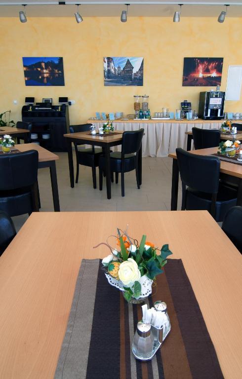 Hotel Frankenhoehe Aurach Εξωτερικό φωτογραφία
