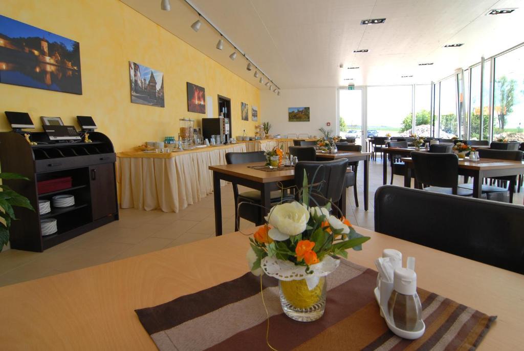 Hotel Frankenhoehe Aurach Εξωτερικό φωτογραφία